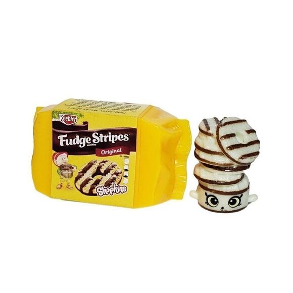 Shopkins Real Littles Snack Minis Bundle Keebler, Crunch, Pringles, Snack Pack - Picture 4 of 8